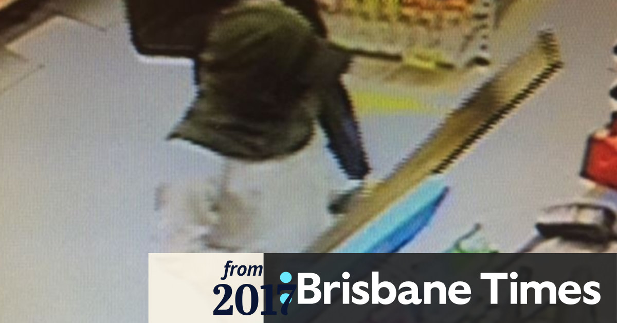 Gold Coast boy, 12, charged with robbing servo with knife